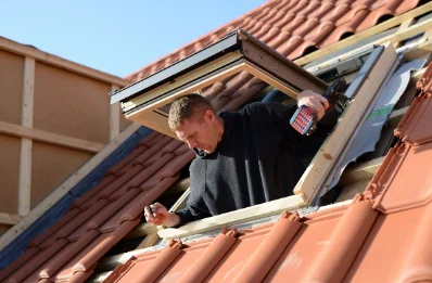 Pose de fenêtres de toit Velux à Thiembronne